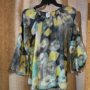 Parsley & Sage Multicolor Floral Blouse